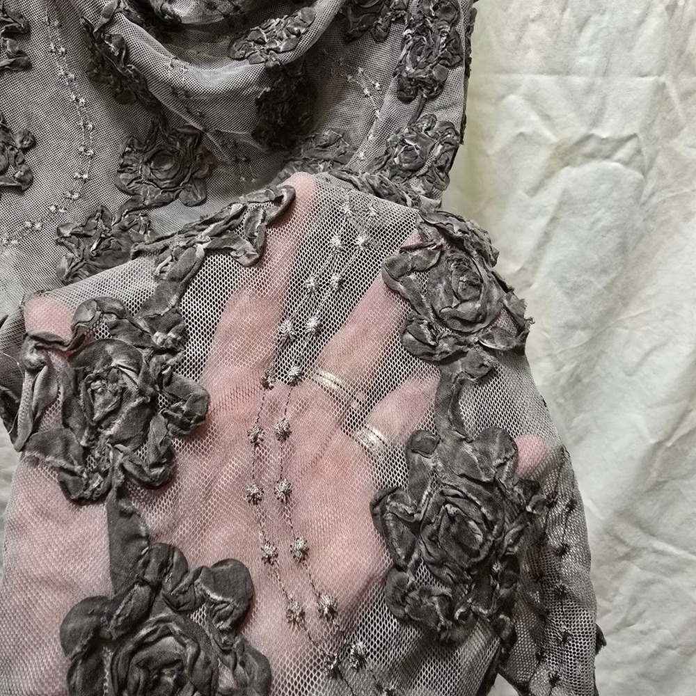 Kosmika Gray Sleeveless Top Floral Applique Cowl Neck Italy Small Asymmetric Y2K - Picture 7 of 11